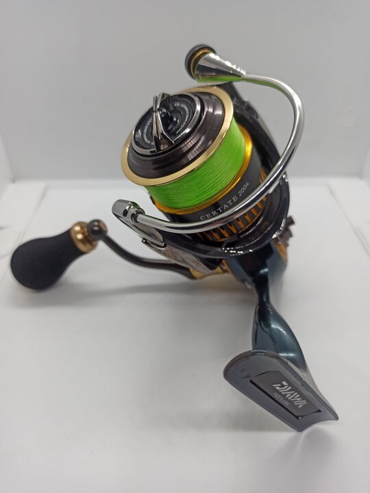 Катушка спиннинговая daiwa 16 certate 2004 Катушка спиннинговая daiwa 16 certate 2004