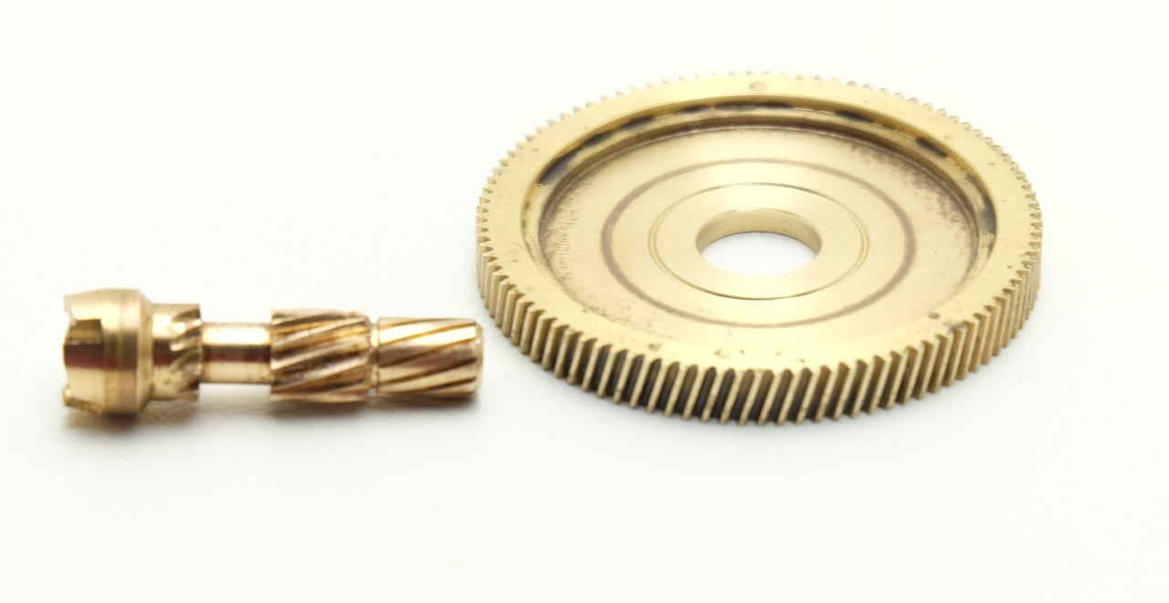 Главная пара pinion gear and drive gear  daiwa  t3 mx 1016xhl-tw детали на схеме под номерами 95 и 59