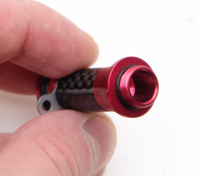 Рилстэнд tsubaki laboratory omamori-kun carbon aluminium red для shimano/daiwa japan Рилстэнд tsubaki laboratory omamori-kun carbon aluminium red для shimano/daiwa japan