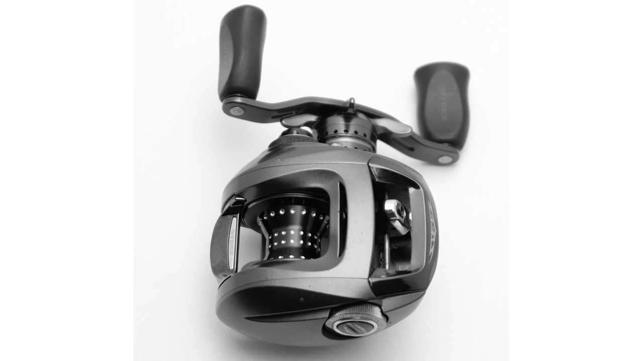 Мультипликаторная катушка daiwa steez 103hl суперсостояние!