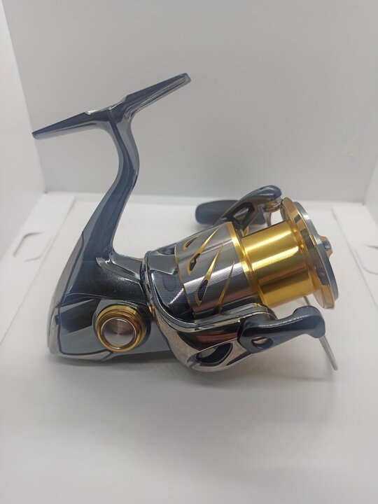 Безинерционная катушка shimano stella 14 4000xg