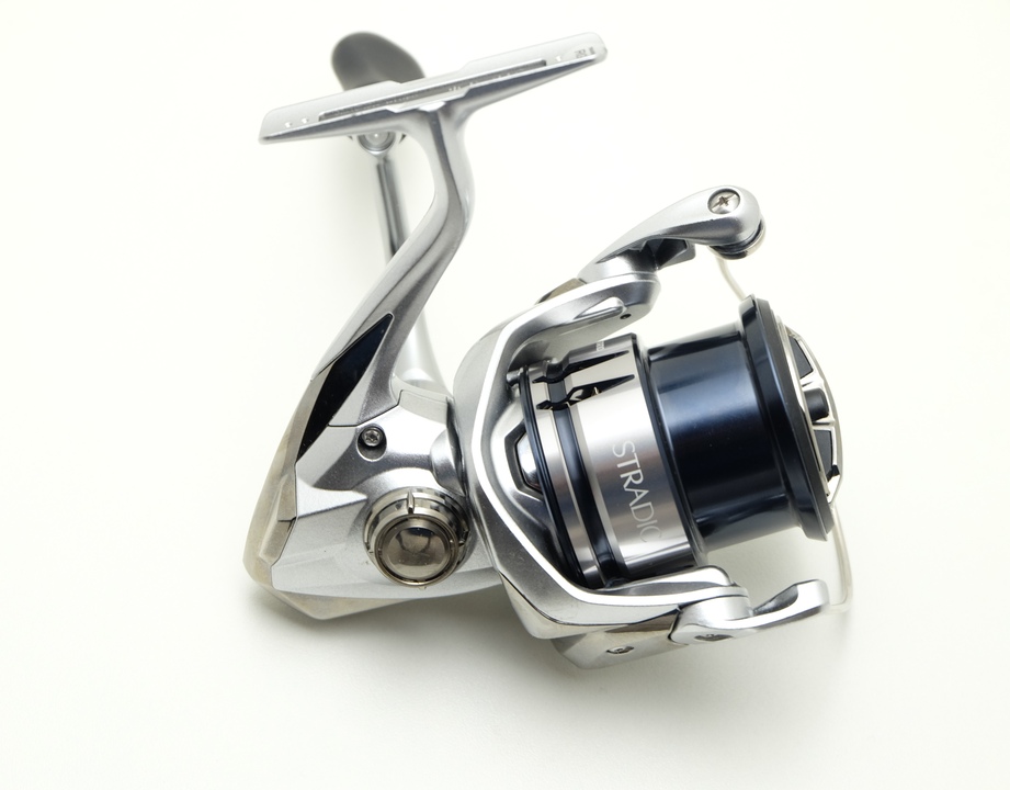 Катушка спиннинговая shimano stradic 19 2500s с то!