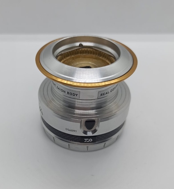 Шпуля 11 daiwa caldia 2500