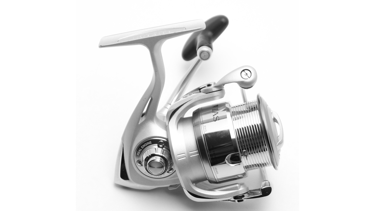 Катушка спиннинговая daiwa luvias 07 2506 новогодняя цена!