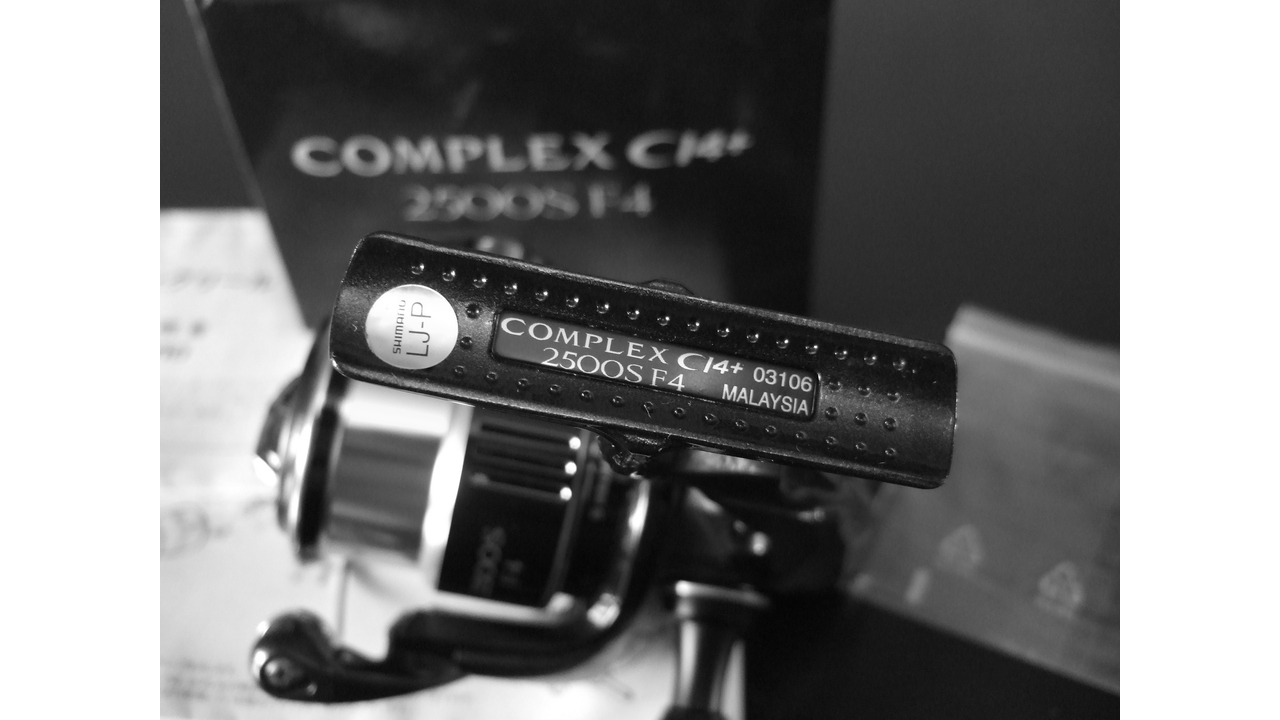 Катушка спиннинговая shimano 13 complex ci4+ 2500s f4 Катушка спиннинговая shimano 13 complex ci4+ 2500s f4