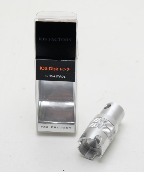 Ключ-инструмент ios factory disk wrench pro  для снятия боковой крышки в катушках daiwa lt(до 4000)