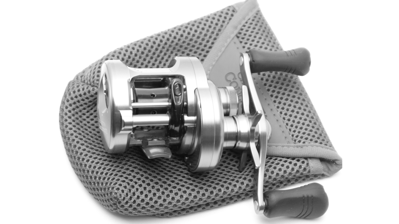 Мультипликаторная катушка shimano calcutta 20 conquest dc 101 left hand суперцена!