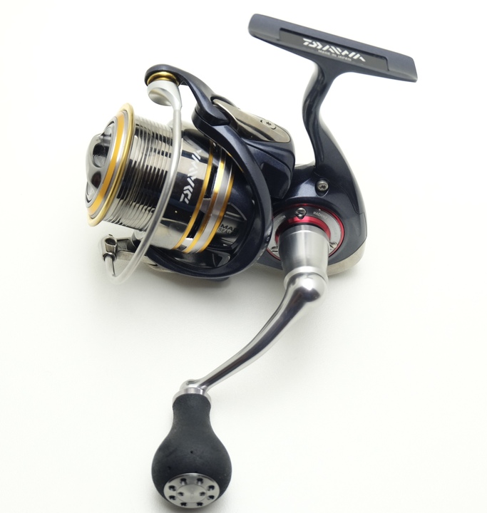 Продам Катушка спиннинговая daiwa 10 certate 2506h