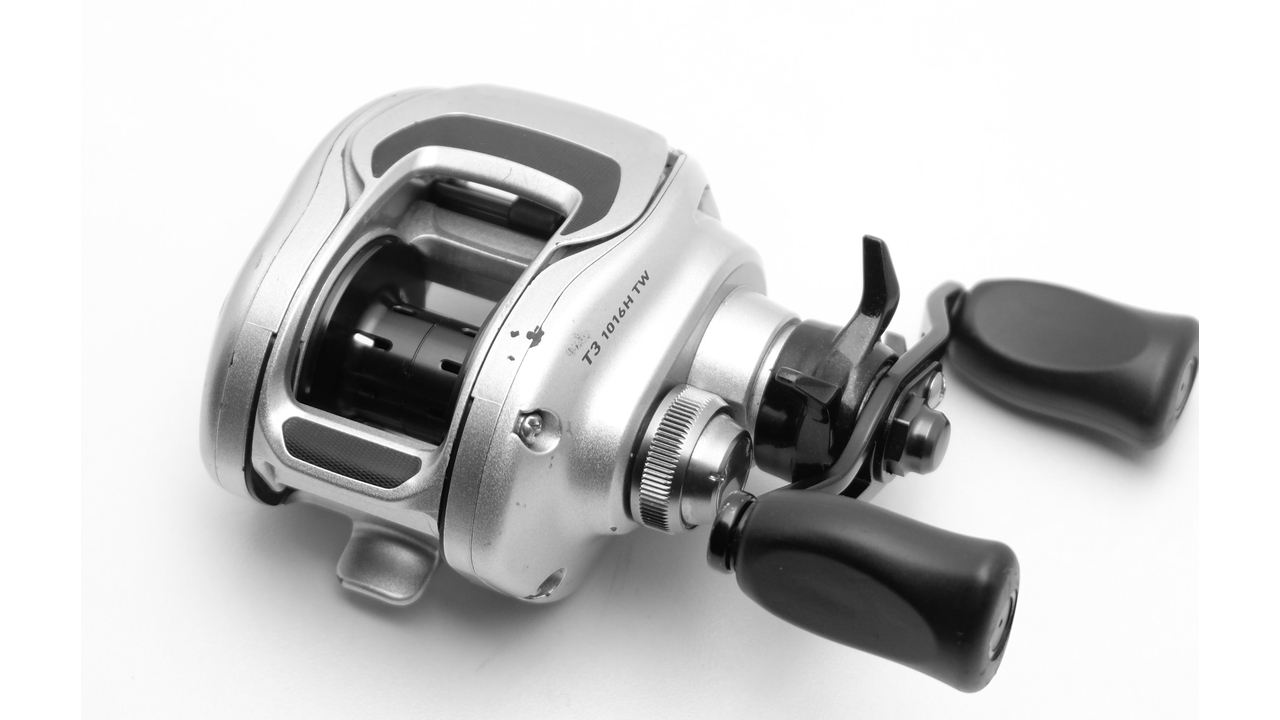 Шпульный подшипник spool bearing 3*10*4 daiwa t3 1016h-tw деталь на схеме под номером 21