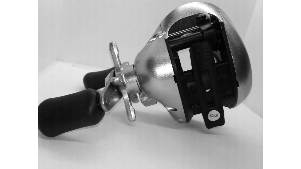 Катушка мультипликаторная shimano chromica 100b right hand Катушка мультипликаторная shimano chromica 100b right hand