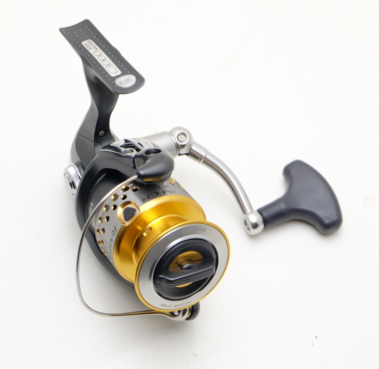 Катушка спиннинговая shimano rarenium 09 ci4 c3000 как новая!