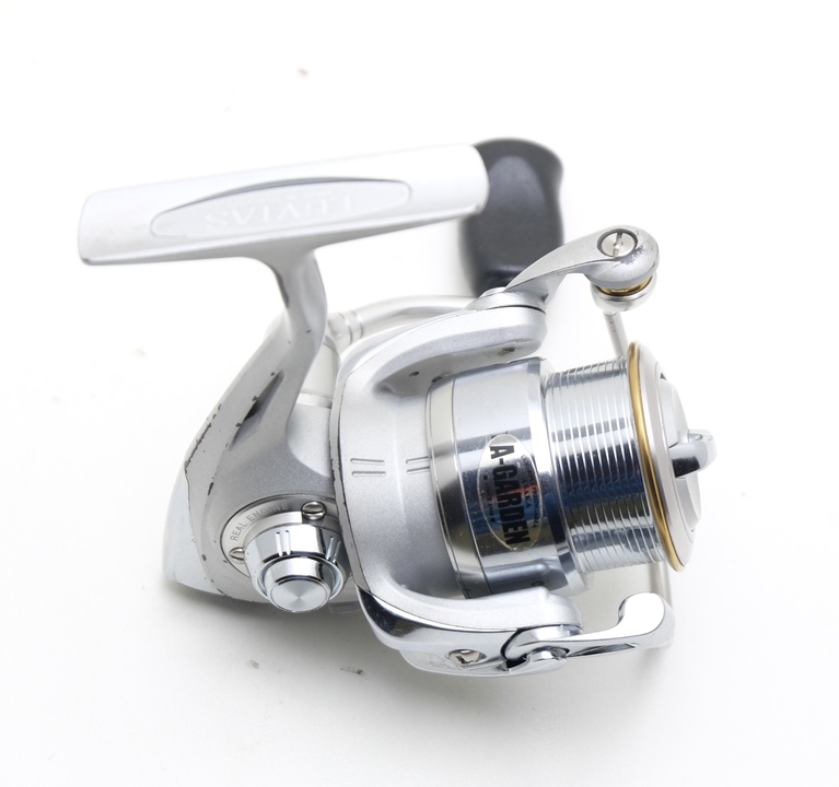 Катушка спиннинговая daiwa luvias 07 1003 с то