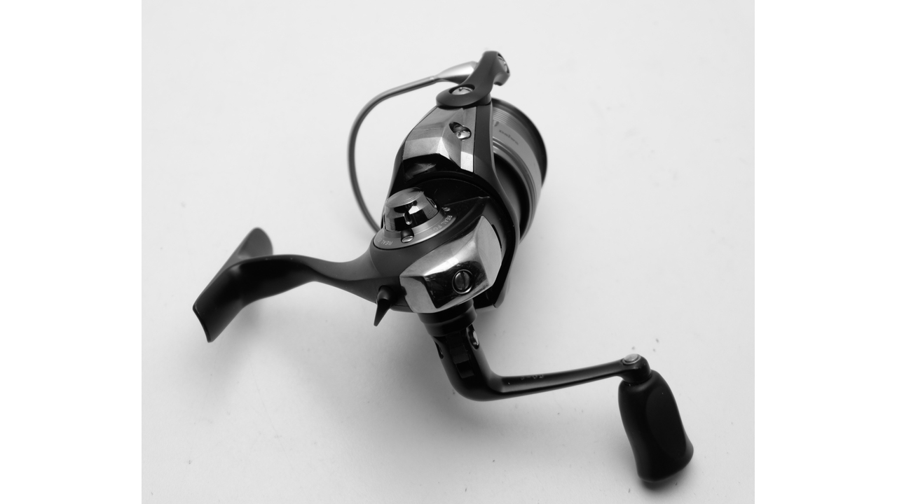 Катушка спиннинговая daiwa bradia 2506 c то