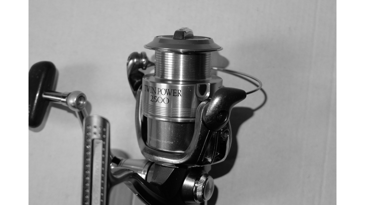 Shimano twinpower 05 2500 суперцена Shimano twinpower 05 2500 суперцена