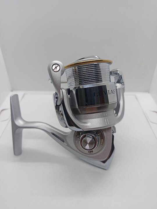 Катушка безынерционная daiwa luvias 07 2506