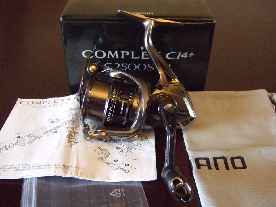 Продам Shimano 17 complex ci4+ c2500s f4