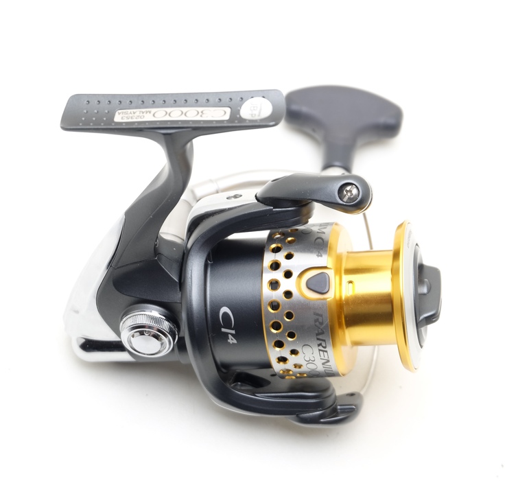 Катушка спиннинговая shimano rarenium 09 ci4 c3000 как новая!