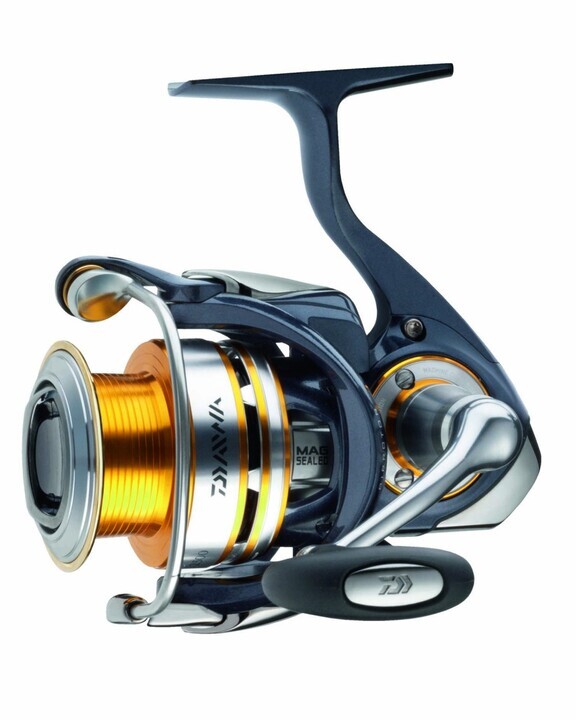 Дужка daiwa certate 10 3000 деталь на схеме под номером 44