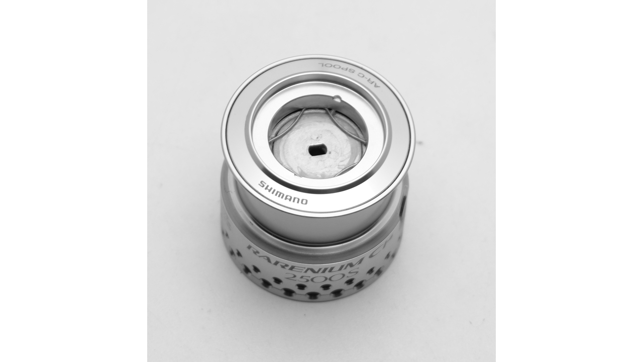 Шпуля shimano rarenium 2500s 09 ci4