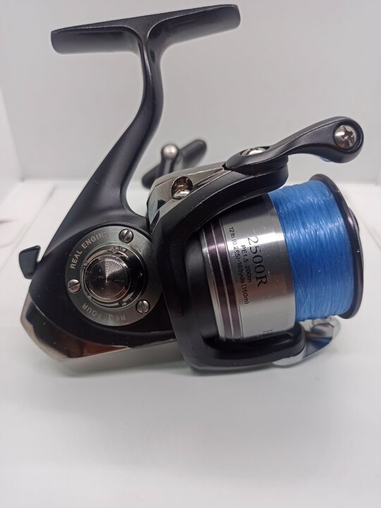 Катушка спиннинговая daiwa bradia 2500r