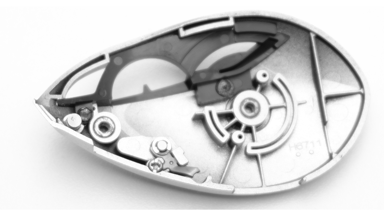 Боковая крышка c кнопкой rs plate, push button daiwa t3 daiwa t3 1016shl-tw