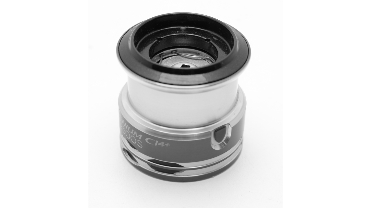 Шпуля shimano rarenium 12 ci4 2500s