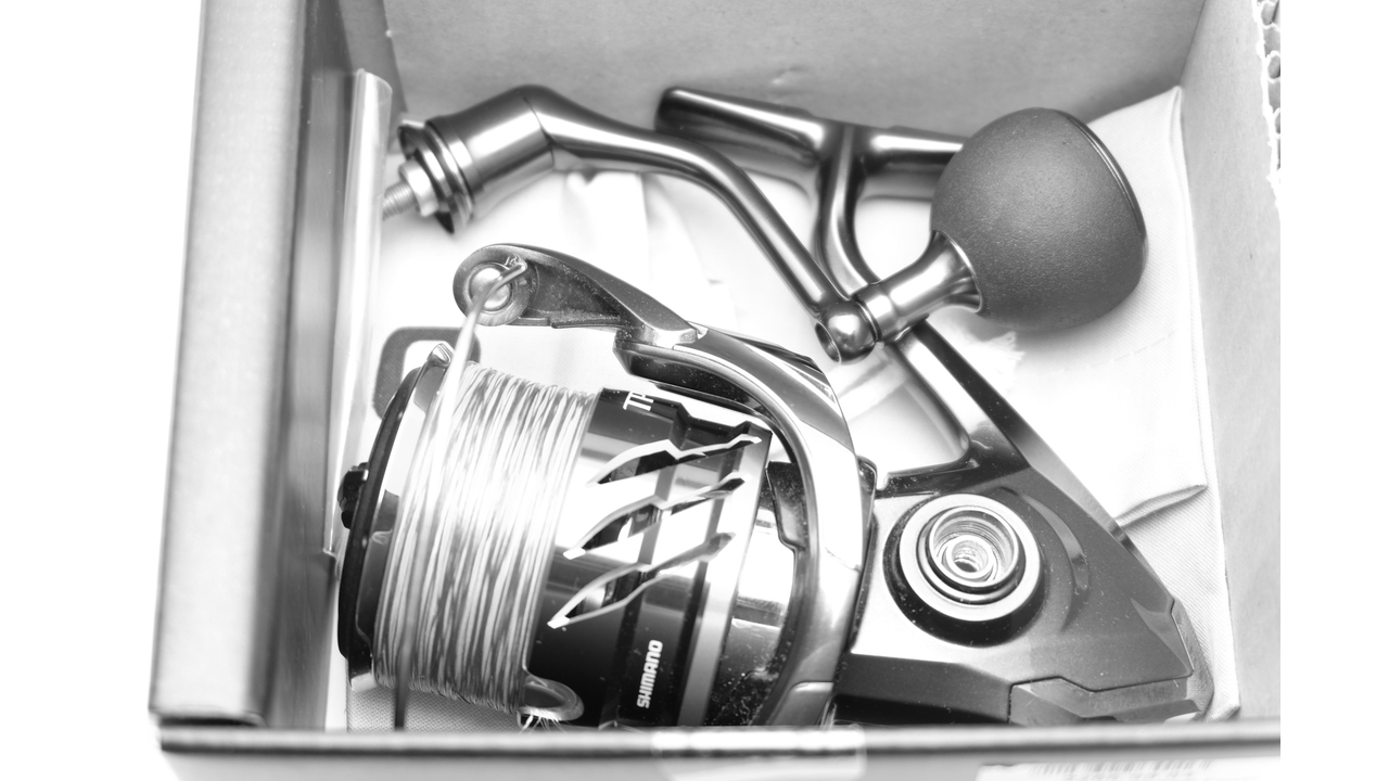 Катушка спиннинговая shimano twinpower 20 4000pg Катушка спиннинговая shimano twinpower 20 4000pg