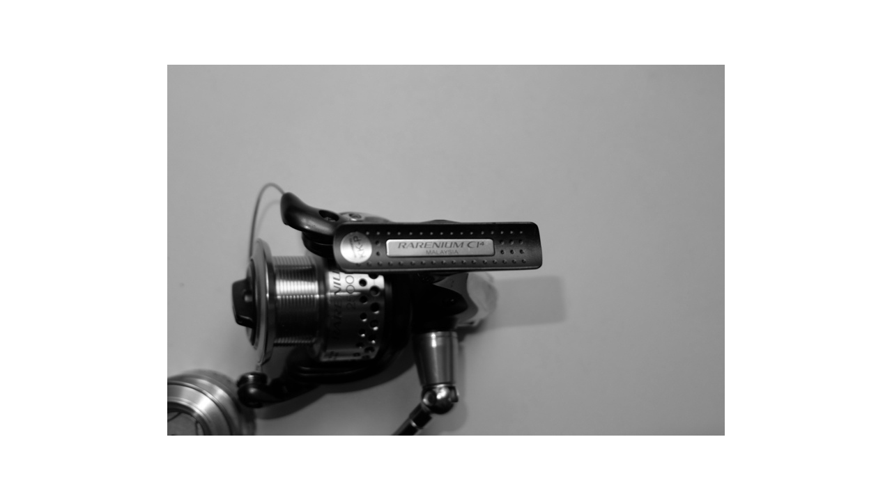 Спиннинговая катушка shimano rarenium 09 2500fa c двумя шпулями Спиннинговая катушка shimano rarenium 09 2500fa c двумя шпулями