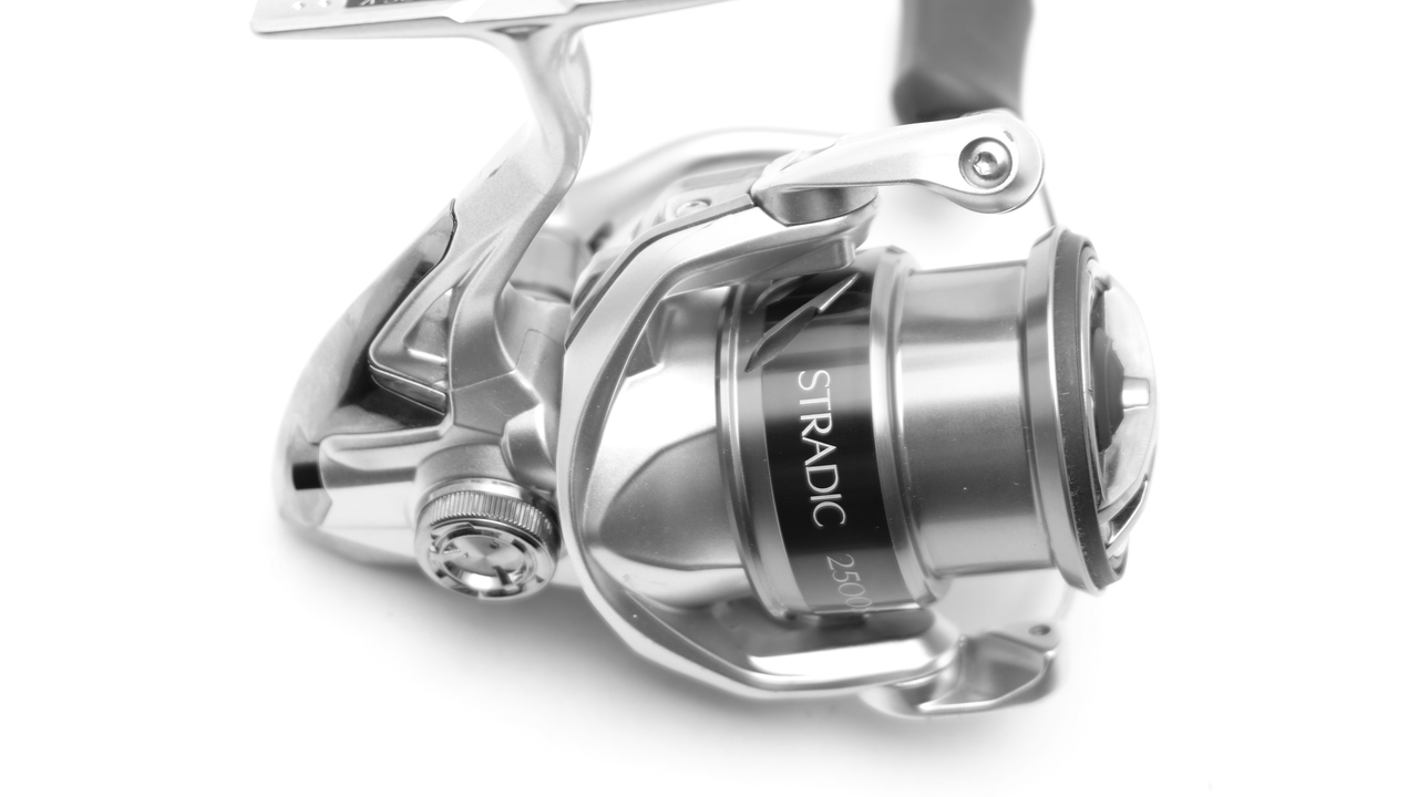Катушка безинерционная shimano stradic 15 2500hgs jdm суперцена! Катушка безинерционная shimano stradic 15 2500hgs jdm суперцена!