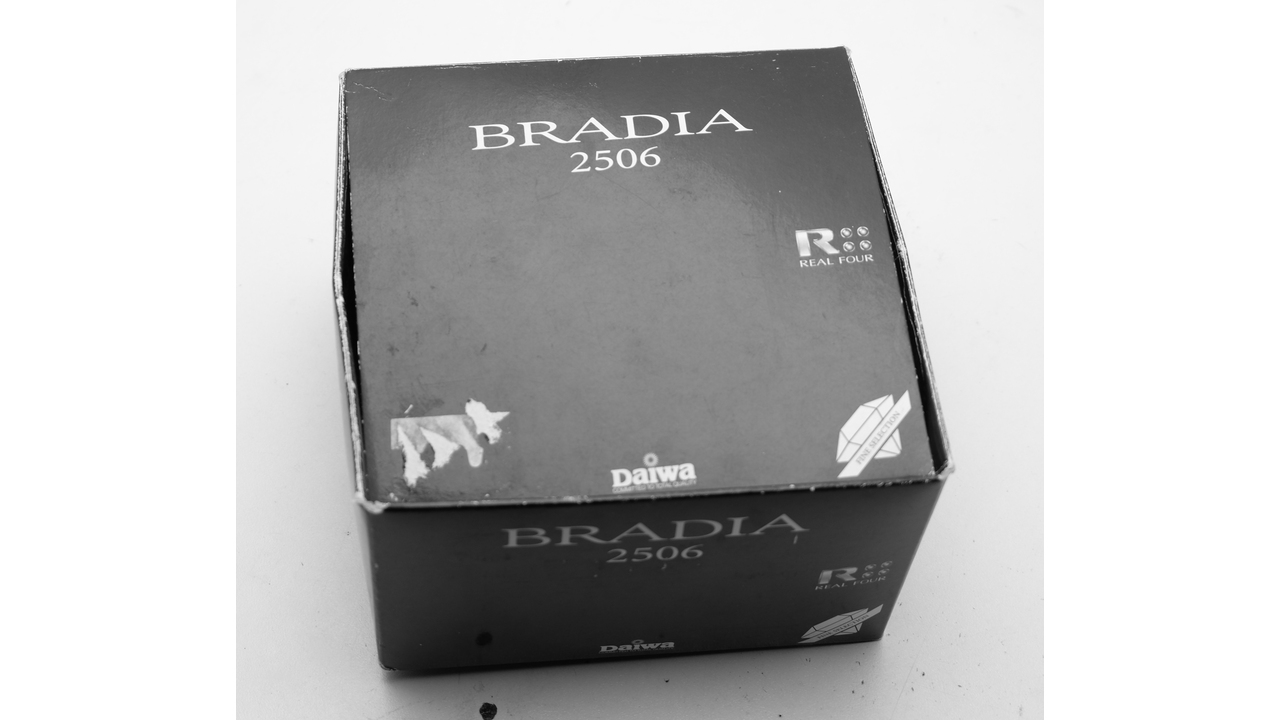 Катушка спиннинговая daiwa bradia 2506 c то