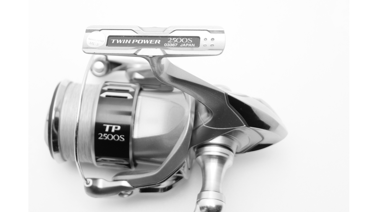 Катушка спиннинговая shimano twinpower 15 2500s суперцена!