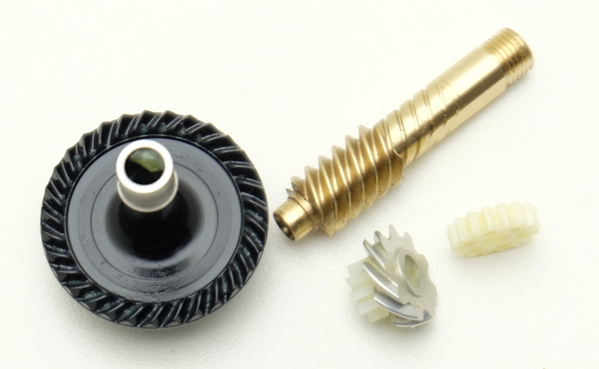 Главная пара с паразитками shimano stradic 15 4000xgm