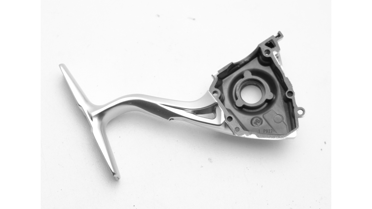 Крышка корпуса shimano stradic 15 2500s/2500/c3000 деталь на схеме под номером 61
