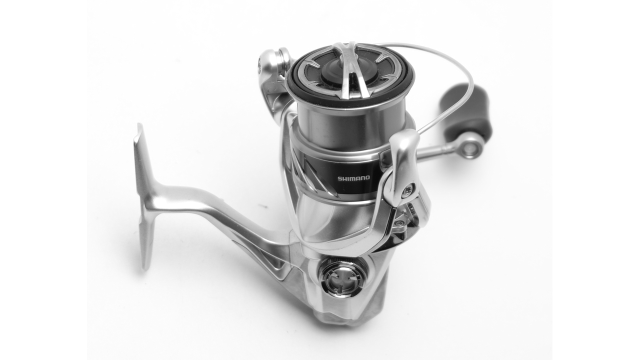 Катушка безинерционная shimano stradic 15 2500hgs jdm суперцена! Катушка безинерционная shimano stradic 15 2500hgs jdm суперцена!