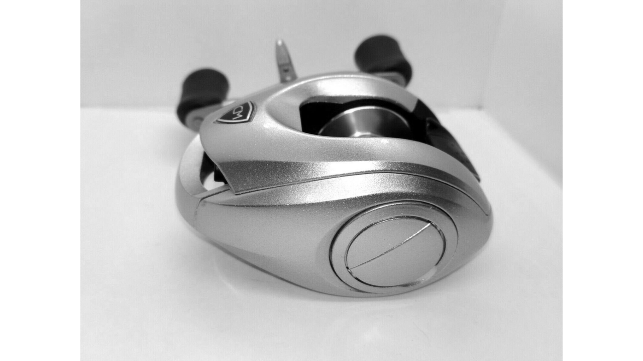 Катушка мультипликаторная shimano chromica 100b right hand Катушка мультипликаторная shimano chromica 100b right hand