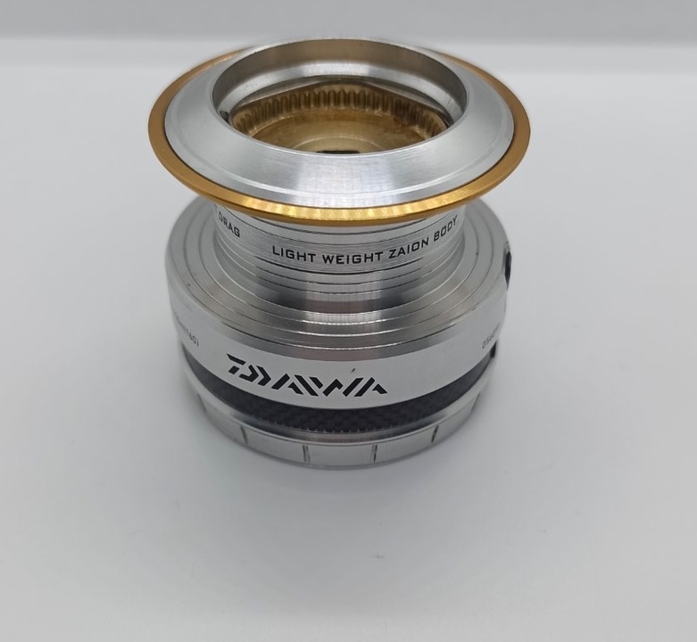 Шпуля 11 daiwa caldia 2500