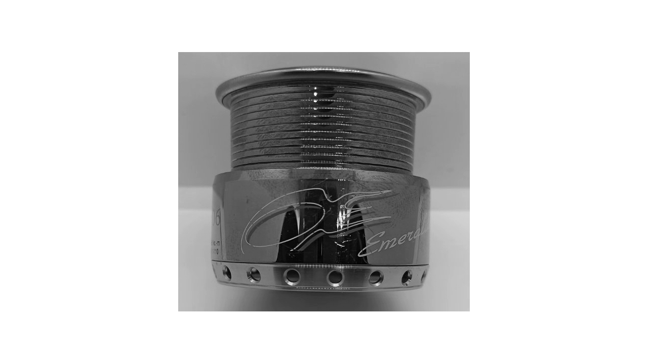 Шпуля daiwa emeraldas 09 2506 