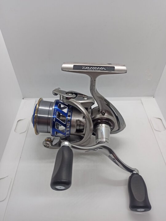 Катушка спиннинговая daiwa luvias 12 2500 