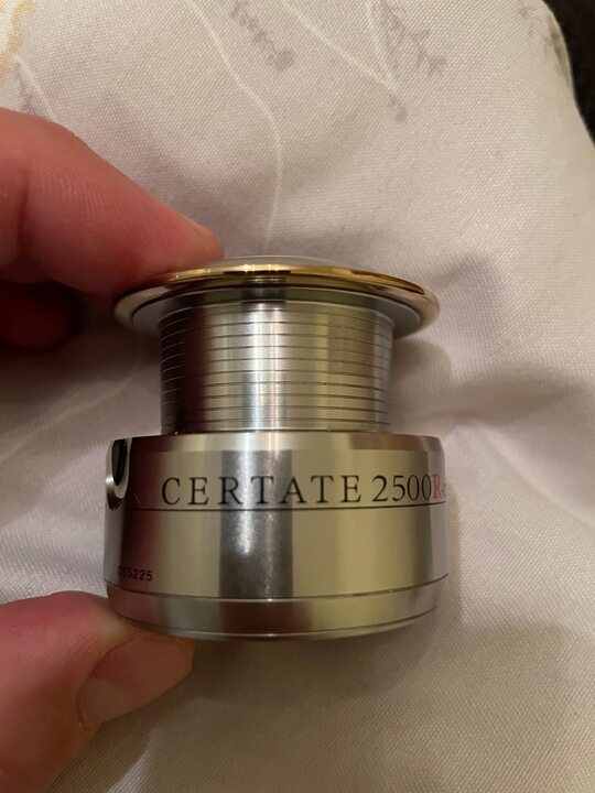 Шпуля daiwa certate 06 2500r 