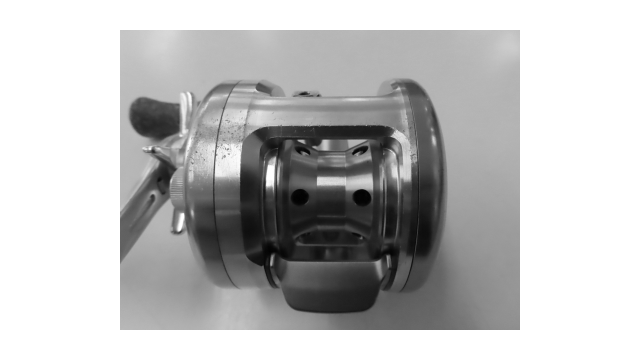  мультипликаторная катушка daiwa millionaire cv-z 205l