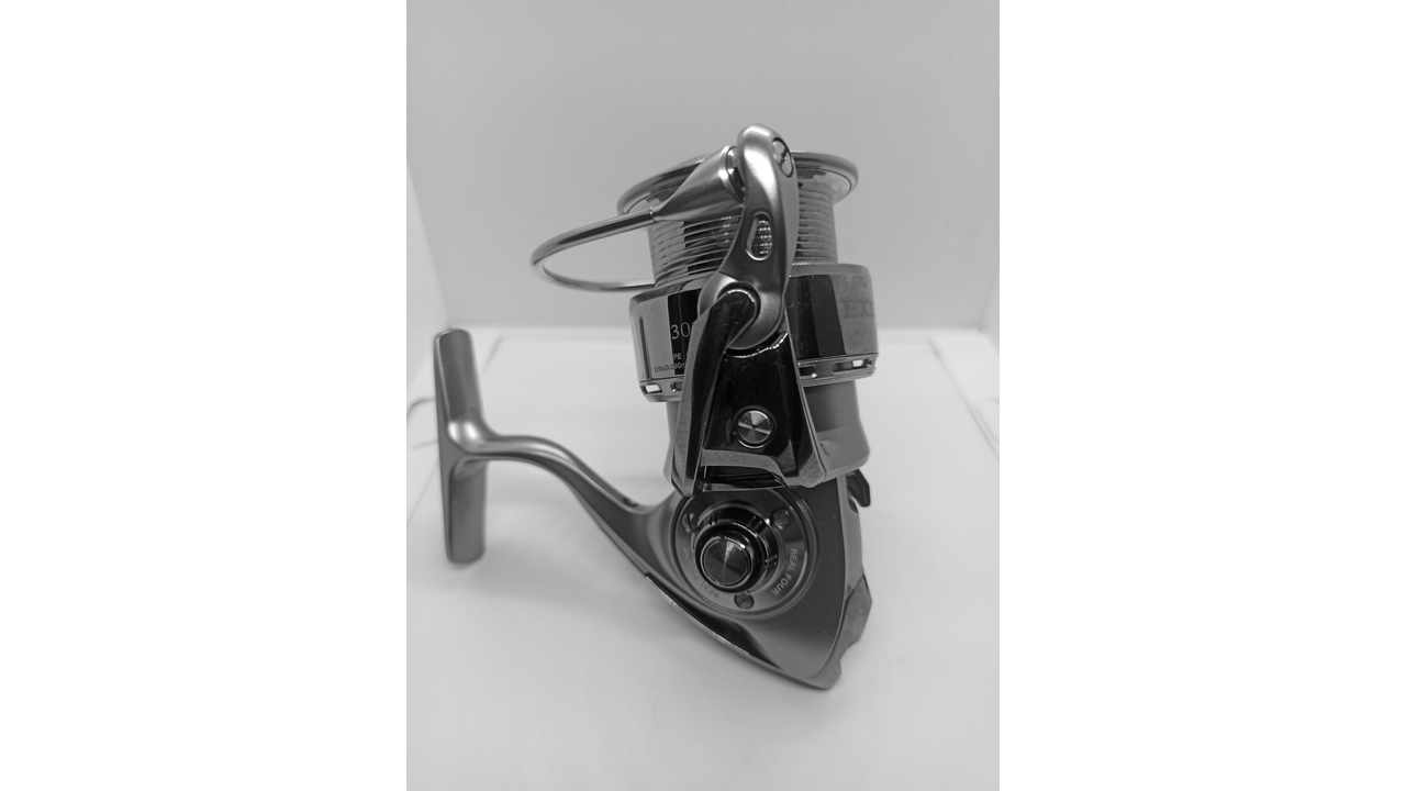 Катушка спиннинговая daiwa exist 05 3012