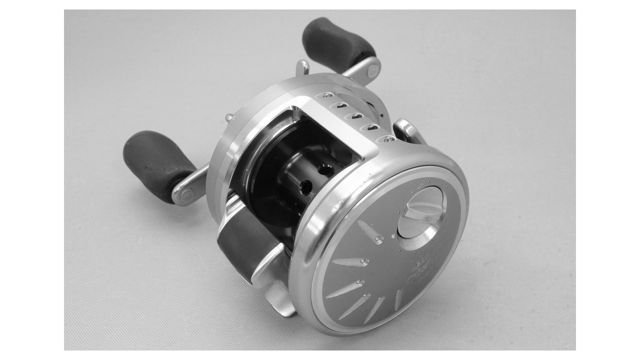 Shimano 09 calcutta conquest 201-dc baitcasting reel