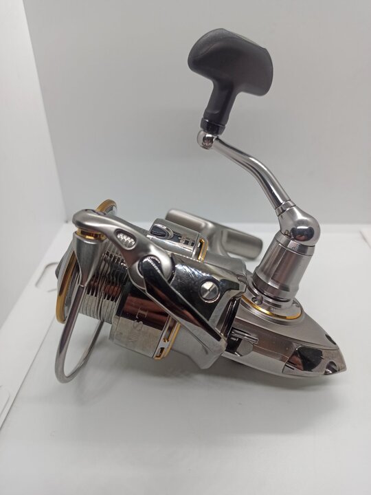 Катушка спиннинговая daiwa exist 05 3012