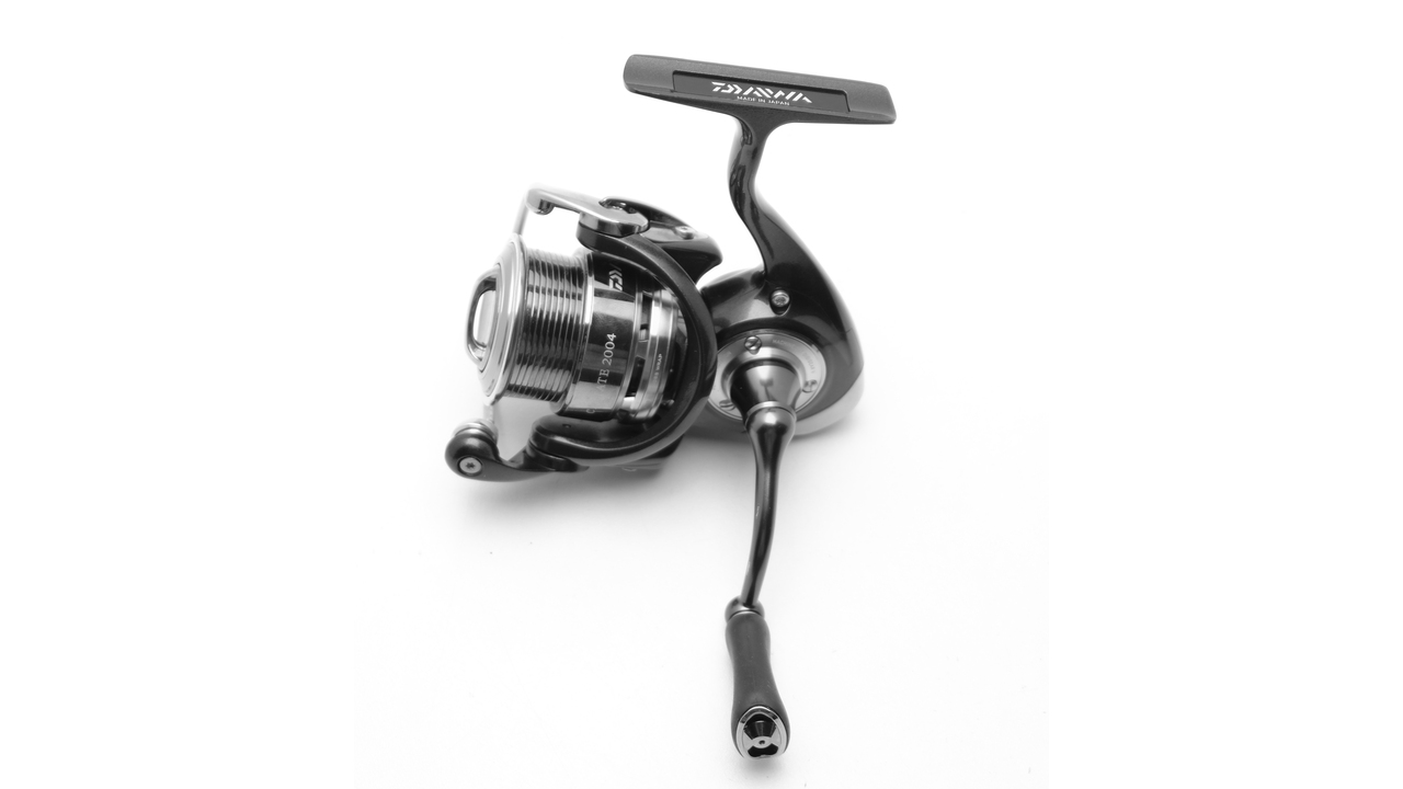 Катушка спиннинговая daiwa certate 10 2004 суперцена