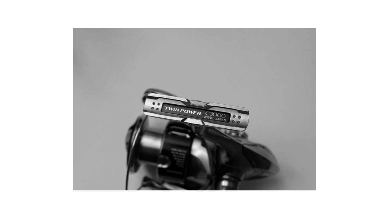 Shimano twinpower 15 c3000 с то