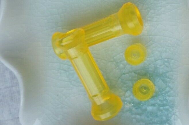 Кнобы yellow hexagonal акрил !!! 1.1 g !!! daiwa / shimano light weight acrylic handle knob