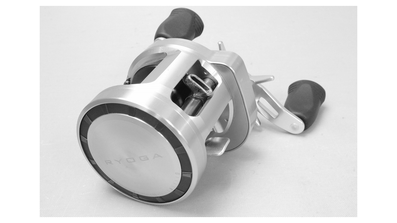 Мультипликаторная катушка daiwa ryoga 2020-hl baitcasting reel for light jigging Мультипликаторная катушка daiwa ryoga 2020-hl baitcasting reel for light jigging
