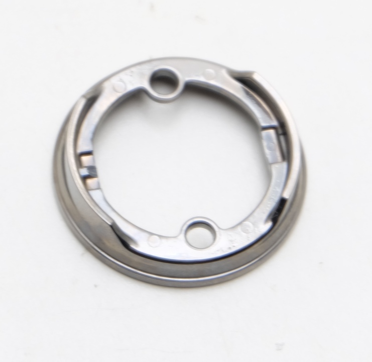 Пластиковая накладка shimano stella 14 2500s деталь на схеме 27