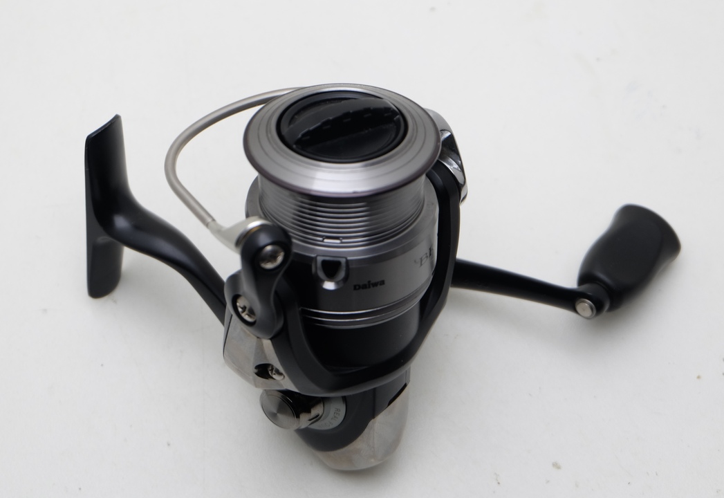 Катушка спиннинговая daiwa bradia 2506 c то