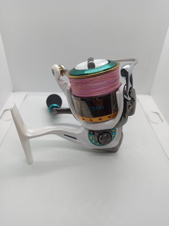 Катушка спиннинговая daiwa emeraldas 09 2506 